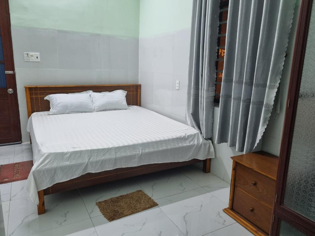 Hotel Khach San Ngoc Quynh La Gi Exterior foto