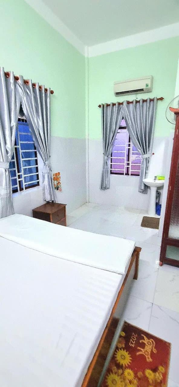 Hotel Khach San Ngoc Quynh La Gi Exterior foto